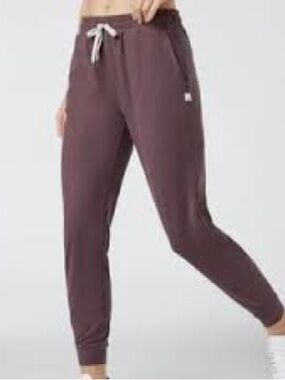 Vuori Performance Jogger